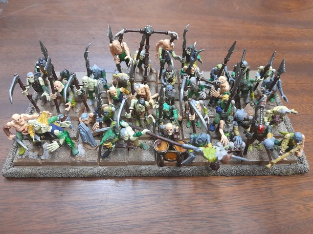 Warhammer Fantasy VAMPIRE COUNTS ZOMBIES (44) Painted Conversions Tray GW Rare