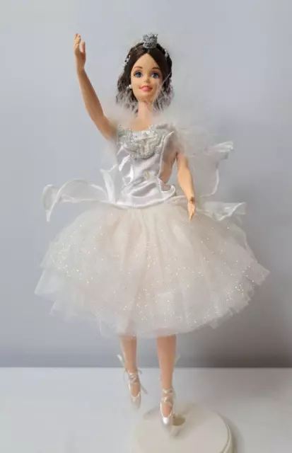 Barbie as the Swan Queen in Swan Lake Classic Ballet Series 1997 Stand Not Inclu