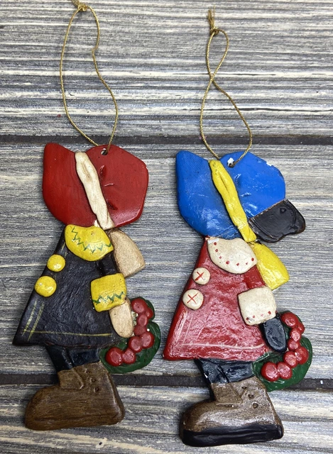 Vtg Christmas Ornament Ceramic Girl Wearing Bonnet Wreath Red Blue 3.5” Lot Of 2