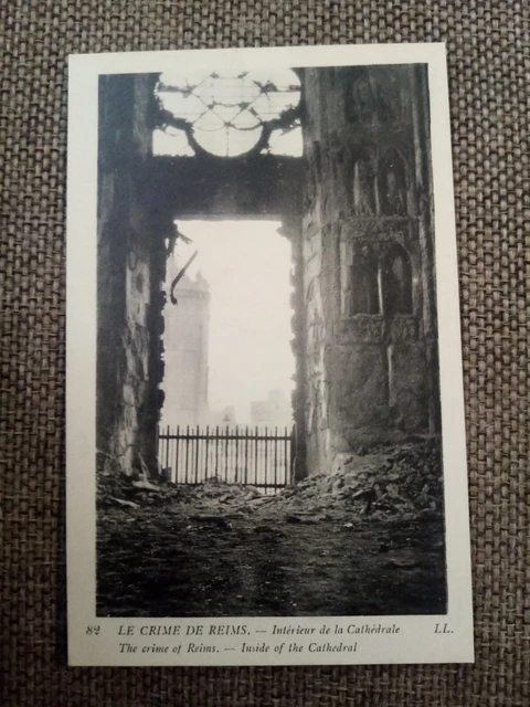 Cpa Le Crime De Reims Intérieur De La Cathédrale
