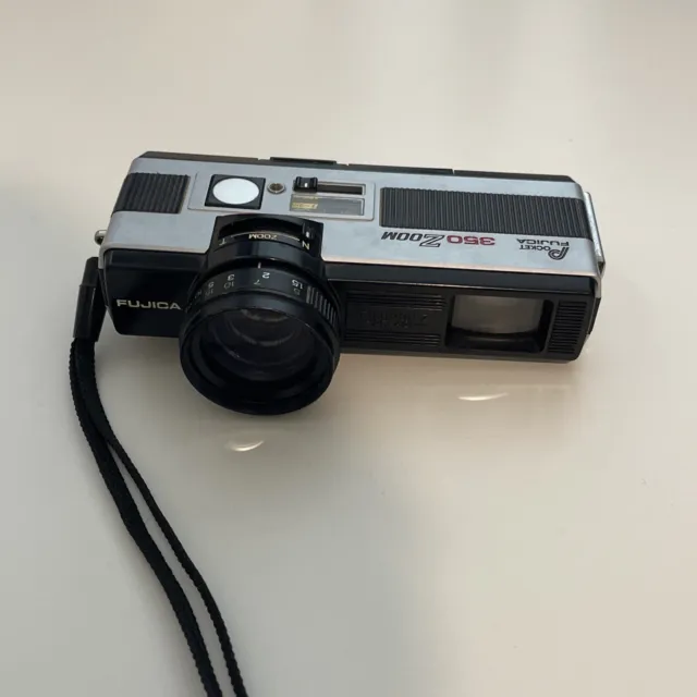 Vintage Fuji Fujica 350 Pocket Zoom 110 Film Camera