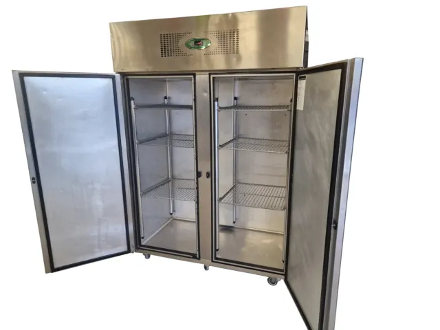 Foster Double Door Commercial Fridge, Upright Stainless Steel 2 Door Chiller