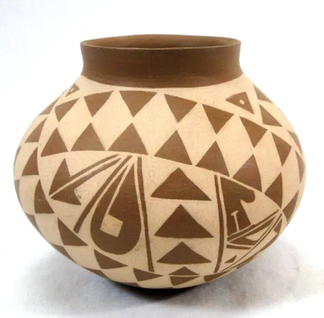 Mata Ortiz Brown & Cream Geometric Clay Pottery Signed by Artist Nayeh Perez