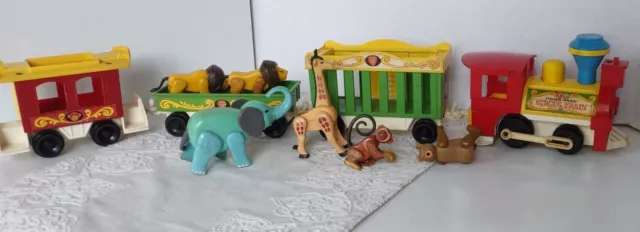 Vintage Fisher Price Play Family 991 Circus Train
