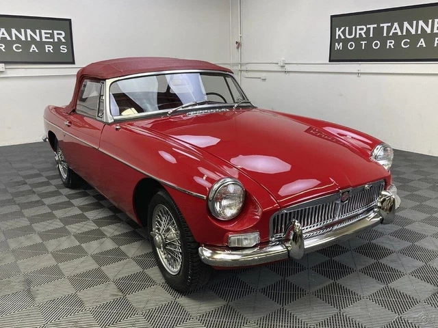 1964 Mg Mgb 1964 Mgb Roadster. Tartan Red. Pull Door Handle.