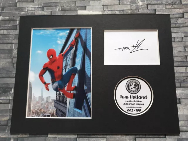 Tom Holland - Spider-Man - Signed Autograph Display - Avengers - 8x6