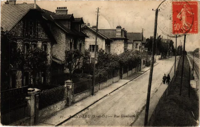 CPA St-LEU - Rue Gambetta (380792)