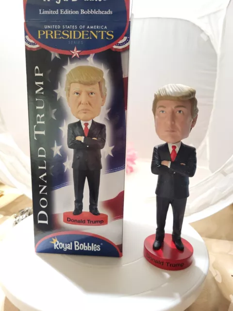 Royal Bobbles Presidents Donald Trump bobble figure 8in - New