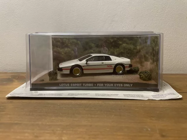 LOTUS ESPRIT TURBO #68 007 James Bond Car Collection For Your Eyes Only DieCast