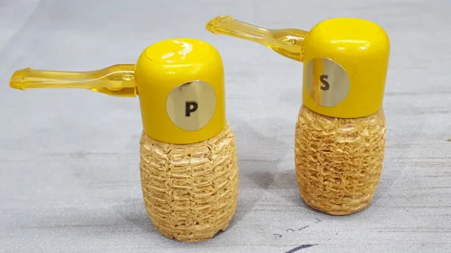 Salt & Pepper Shakers Corn Cob Pipe Style