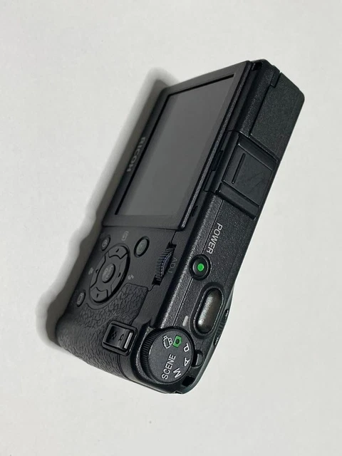 Ricoh Gr Digital Professional Compact Digital Camera Black Body Mint Condition 3