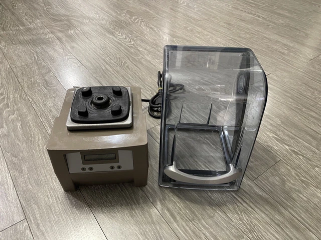 Vitamix VM0145 Commercial Blender "The Quiet One" Starbucks Model