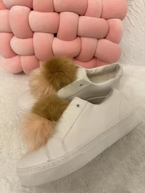 Sam Edelman Leya White Leather Tan Blush Faux Fur Pom Pom Sneaker Shoes Sz 8.5