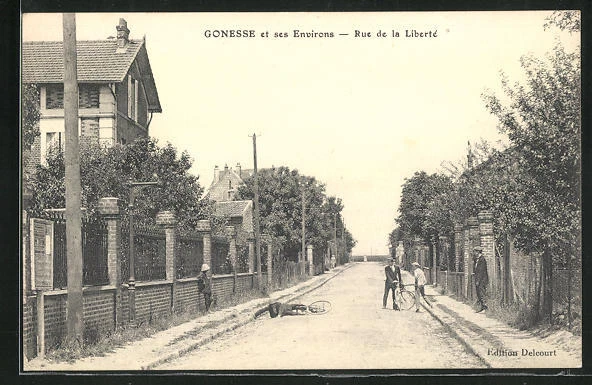 CPA Gonesse, Rue de la Liberté, Blick in die Strasse