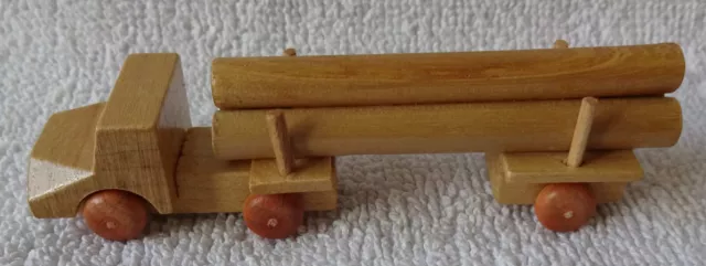 Holz: DDR: Erzgebirge: Miniatur-Holztransporter + runde Balken!