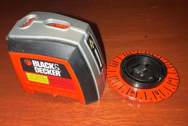 BLACK and DECKER BDL220S Laser Level with Wall Plug