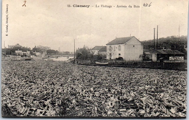58 CLAMECY - le flottage, arrivee du bois.