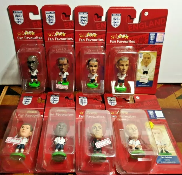 Corinthian Prostars Figures - 8 England Fan Favourites (Campbell - Scholes)