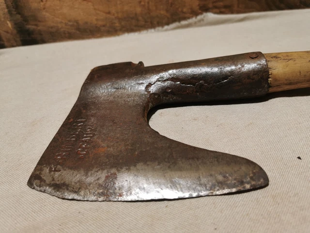 Tête De Hache Ancienne En Fer Forgé à La Main - Style Rustique - Outil De Collection V4