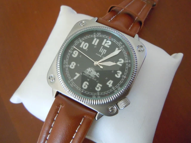 Montre LIP Croix Du Sud Type 10 - Boîtier Acier, Bracelet Cuir Marron - Occasion Très Bon état