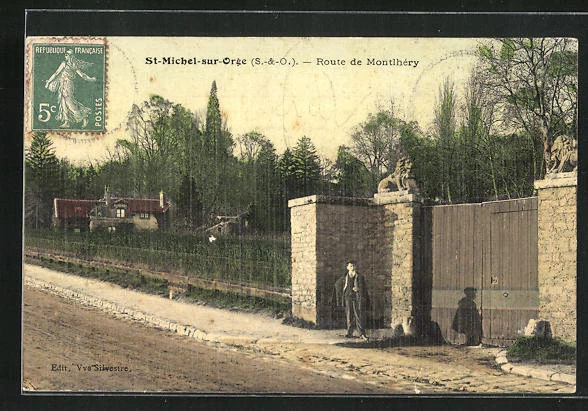 CPA St-Michel-sur-Orge, Route de Montlhery, boy at the imposing gate