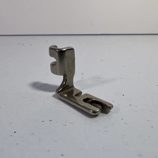 Simanco Singer 120842 Rolled Hem Foot for Featherweight & Low Shank Machines