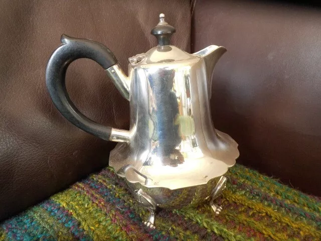 Elkington & Co Antique Silver Plated Coffee Pot Fine Quality Elegant Detail