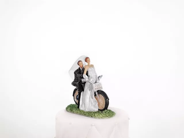 Topper Sposi in Moto Epoca Torta Matrimonio 7962