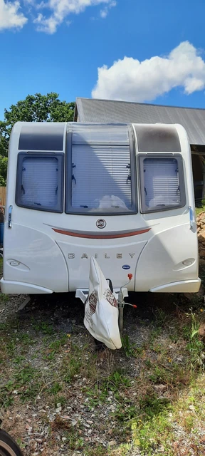 2017 Baileys Unicorn Valentia Caravan