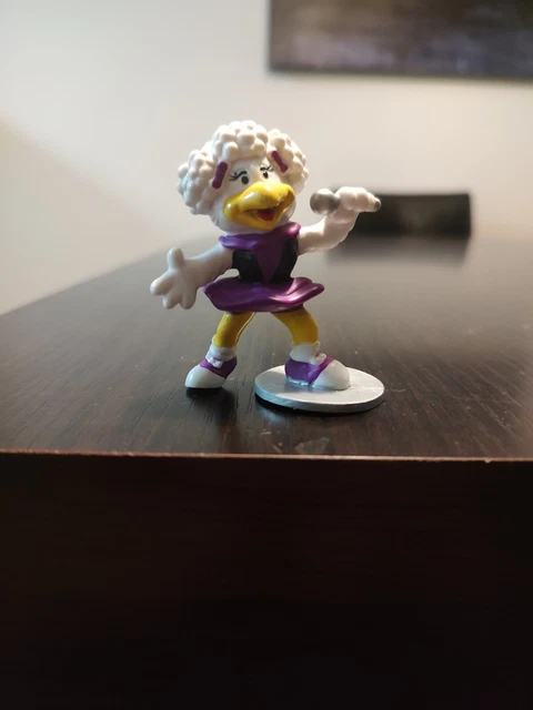 Vintage Chuck E Cheese Helen Henny Figure Pvc Toy 1994 Showbiz Pizza Vintage Chuck E Cheese Helen Henny Figure Pvc Toy 1994 Showbiz Pizza