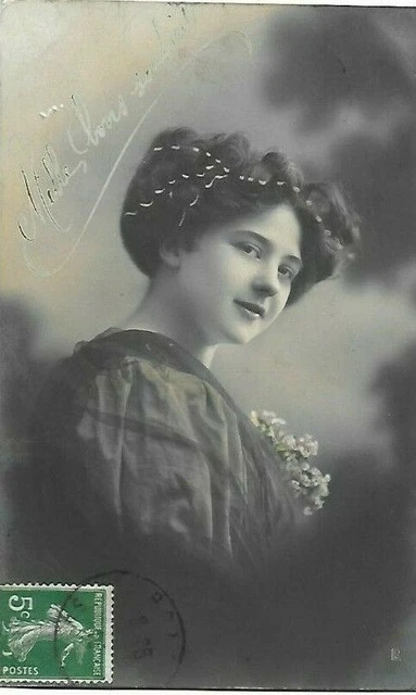 Carte Postale Ancienne – Portrait Jeune Femme, Bonne Fête – France #PL023