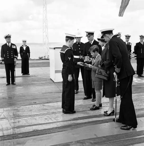 Queen Elizabeth Ii And The Prince Of Wales Visit Hms Eagle 1950S Old Photo 1