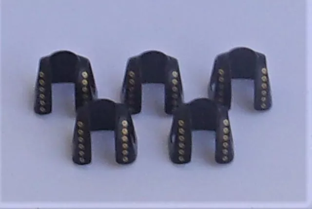 Playmobil 5 x Black Short Vests Cowboy/Pirate/Knight/Viking Mint condition Playmobil 5 x Black Short Vests Cowboy/Pirate/Knight/Viking Mint condition