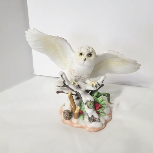 Lenox Snowy Owl Open Wings on Winter Branch 2003 Garden Bird Collection 5.25"