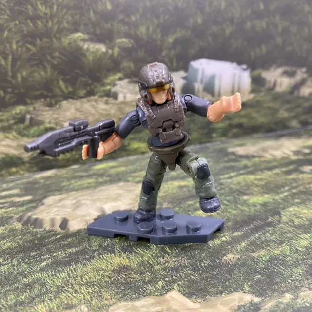 Mega Construx Halo Infinite Series 3 UNSC Marine Female Minifigure