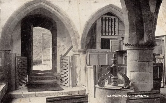 POSTCARD   DERBYSHIRE    HADDON  HALL    Chapel