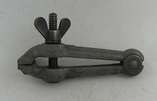 OUTIL ANCIEN / étau à main / cordonnier /sellier / bourrelier