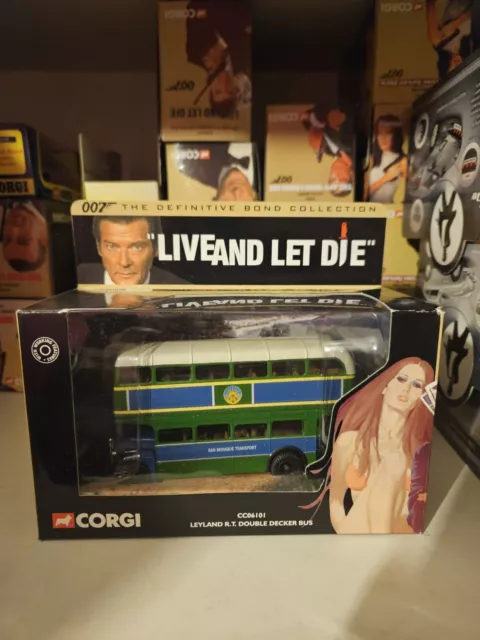 Corgi CC06101 Leyland RT Bus James Bond 007 Live and Let Die Definitive Bus.