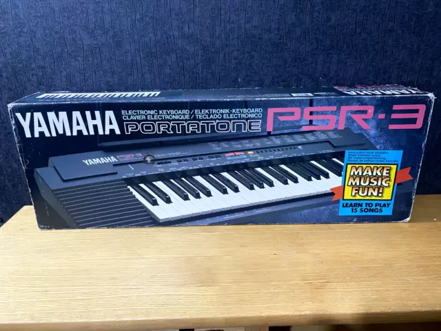 Yamaha Portatone PSR-3 Electronic Keyboard Boxed (Spares or Repairs)