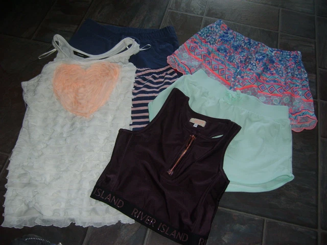 bundle girls clothes age 10-12 years g/condition 4 shorts 2 tops varios makes 