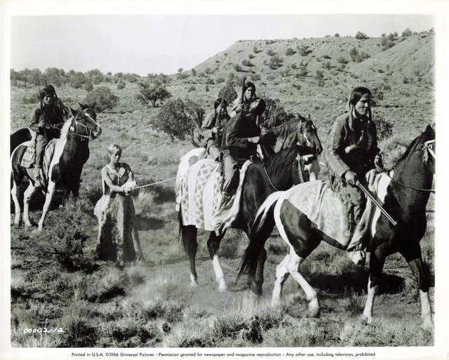 ORIGINAL VINTAGE CINEMA Still Photo Movie The Plainsman Abby Dalton original-vintage-cinema-still-photo-movie-the-plainsman-abby-dalton