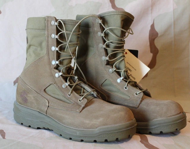 Bottes en cuir d'un militaire du Corps territorial de l'Armée rouge