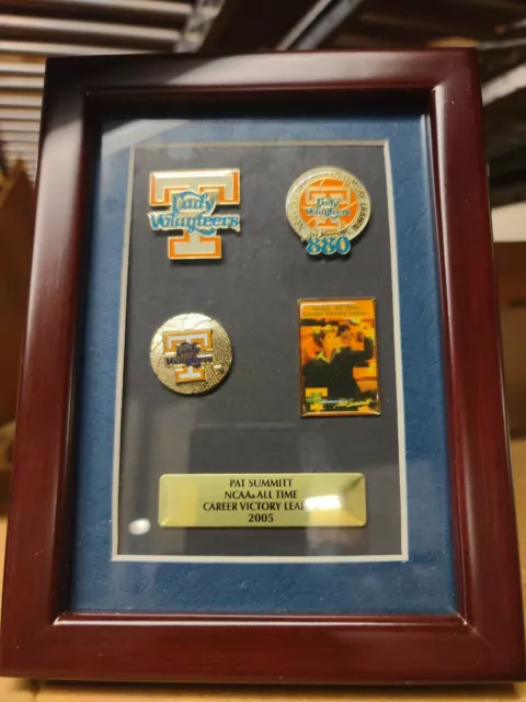 Pat Summitt Tennessee Lady Vols Commemorative Framed Lapel Pin Set New In Box