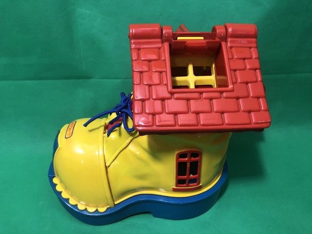 Jouet Miniature Matchbox "L'école Dans La Botte" 1983 - Occasion, âge 3-4 Ans