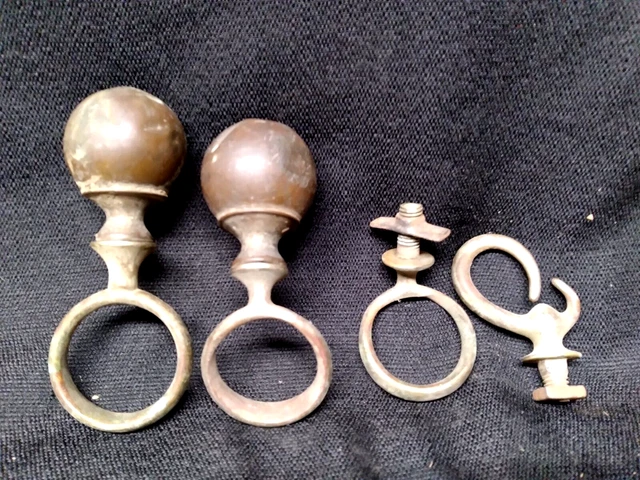Vintage Antique Brass screw together Curtain Cafe Shower Hooks lot of 4