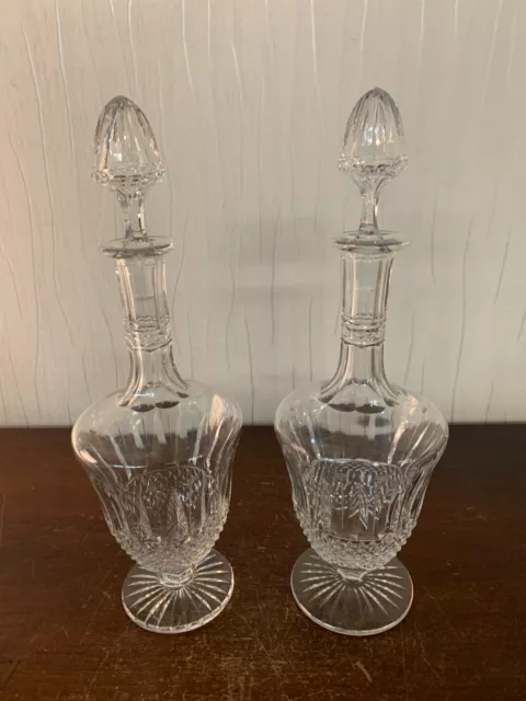 Lot de 2 carafes à vin modèle Tommy en cristal de Saint Louis (prix de la paire)