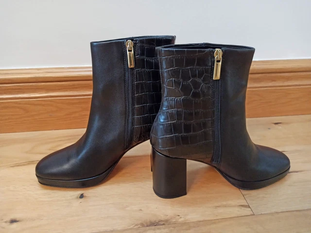 Carvela cheap spectacular boots