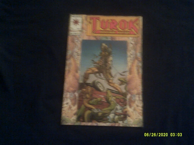 1993 VALIANT COMICS TUROK DINOSAUR HUNTER # 1 CHROMIUM & FOIL COVER. 1st PRINT