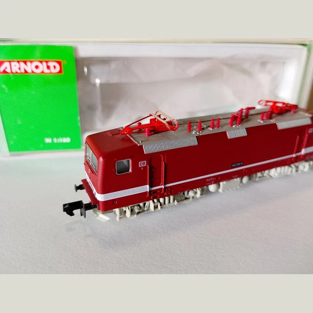 USATO SCALA N ARNOLD Locomotiva Br143 HN2032 EUR 80,00