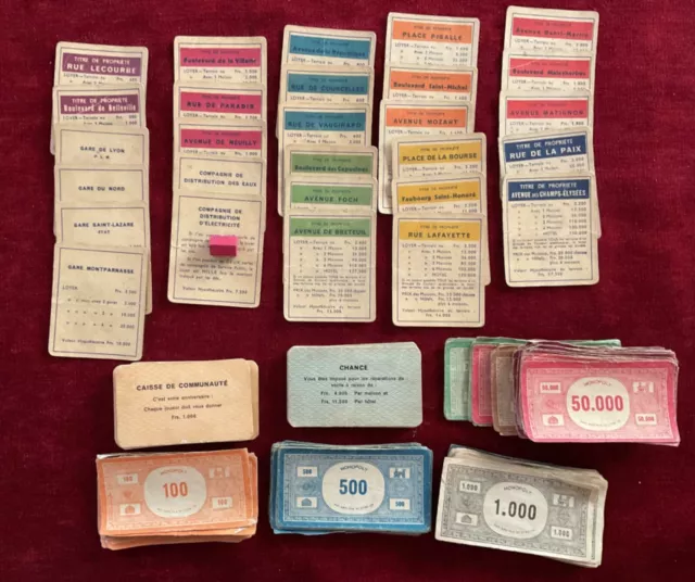 Monopoly anciens billets et cartes + 1 hotel en bois